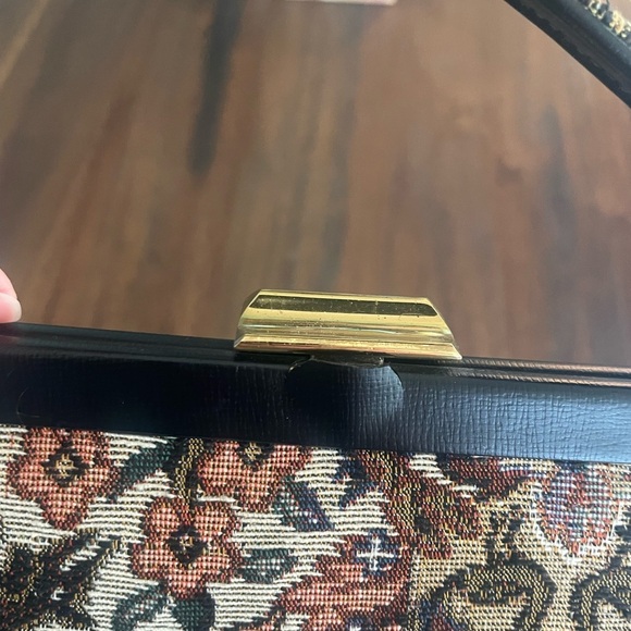 Vintage Tapestry Snap Bag Purse - Picture 9 of 10